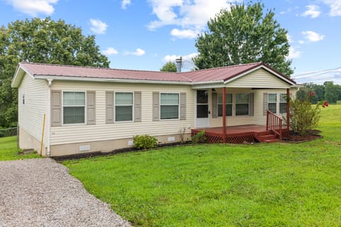 21 Louis Waddle Road, Science Hill, KY 42553 — photo 2