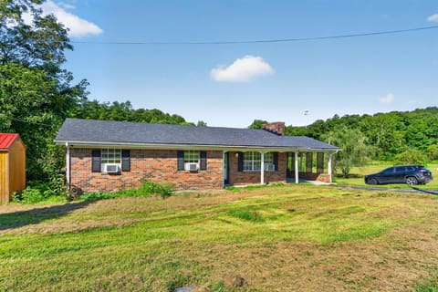 3713 Paint Creek Road, Stanton, KY 40380 — photo 2