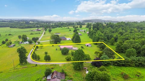 1716 Liberty Road, Eubank, KY 42567 — photo 2