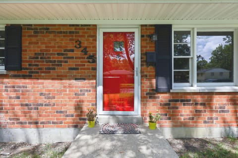 345 Larkwood Drive, Lexington, KY 40509 — photo 2