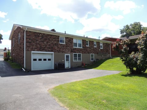 206 Bellwood Court, Frankfort, KY 40601 — photo 2