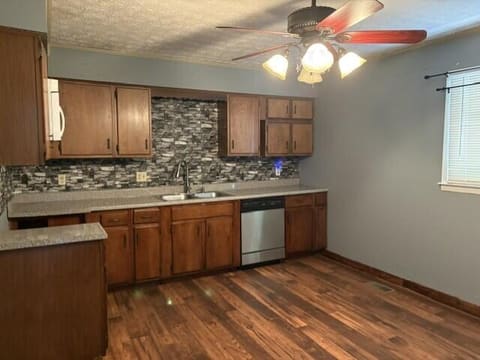 93 Schoolhouse Hollow Road, David, KY 41616 — photo 5