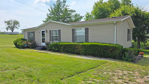 2017 River Road, London, KY 40744 — photo 2
