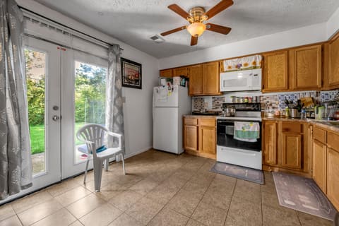 3219 Aqueduct Drive, Lexington, KY 40517 — photo 4