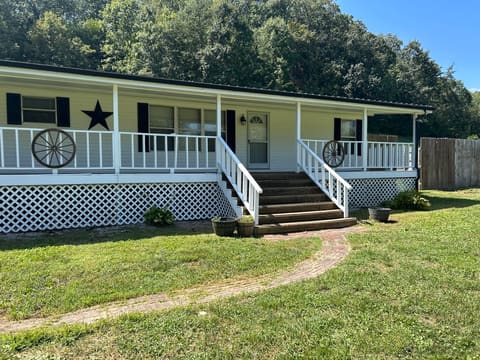 1325 Black Creek Road, Clay City, KY 40312 — photo 2