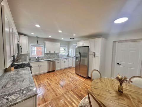 649 Saint Anthony Drive, Lexington, KY 40505 — photo 4