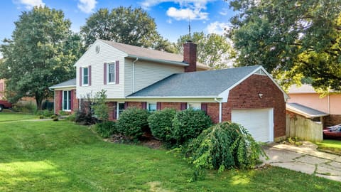 8010 Northern Spy Drive, Louisville, KY 40228 — photo 3