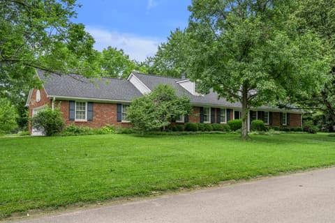 2153 Island Drive, Lexington, KY 40502 — photo 3
