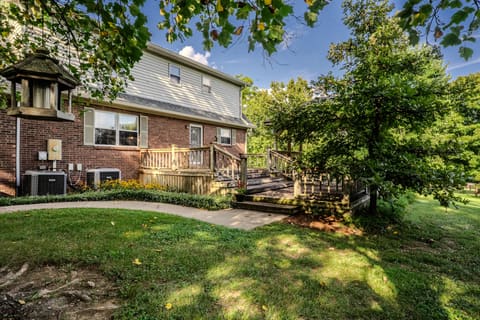 2075 Pinckard Pike, Versailles, KY 40383 — photo 5