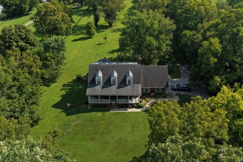 2075 Pinckard Pike, Versailles, KY 40383 — photo 2