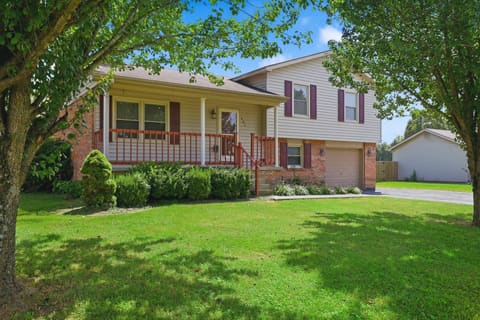 421 Meadow Drive, Berea, KY 40403 — photo 2