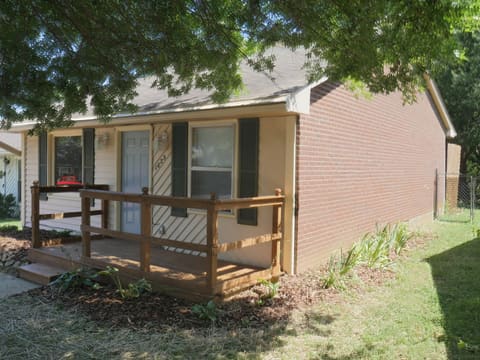 1023 Trent Boulevard, Lexington, KY 40517 — photo 2