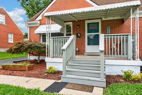 528 Hi Crest Drive, Lexington, KY 40505 — photo 3