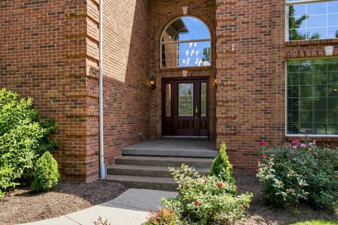 1300 Mumford Lane, Lexington, KY 40513 — photo 5