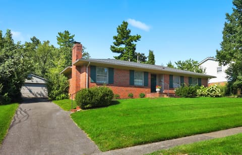 1032 Whitehall Place, Lexington, KY 40517 — photo 3