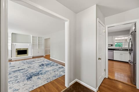 1032 Whitehall Place, Lexington, KY 40517 — photo 5
