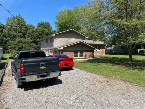 6740 Greenfield Drive, Paducah, KY 42003 — photo 2
