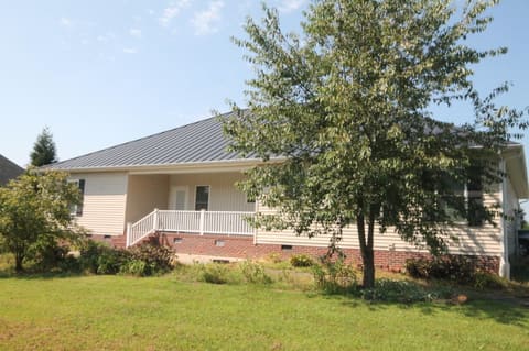 2235 Mitchell Drive, Murray, KY 42071 — photo 2