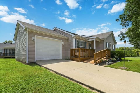 237 Banyan Boulevard, Richmond, KY 40475 — photo 2