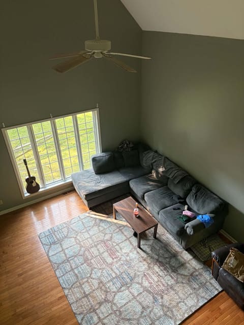 45 117 Happy Valley Ln Lane, Hazard, KY 41701 — photo 2
