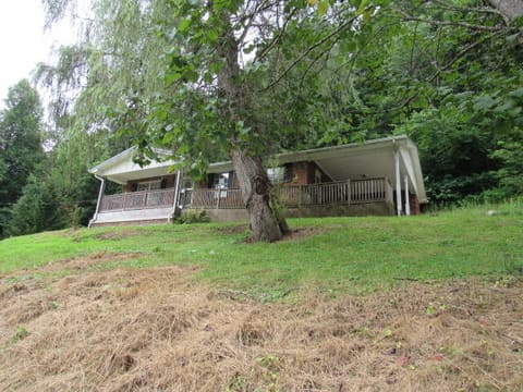 2704 Ky 2004, McKee, KY 40447 — photo 3