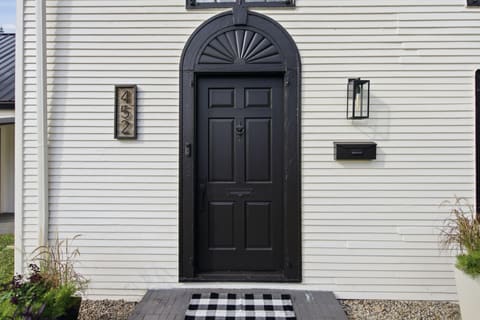 452 Parkway Drive, Lexington, KY 40504 — photo 2