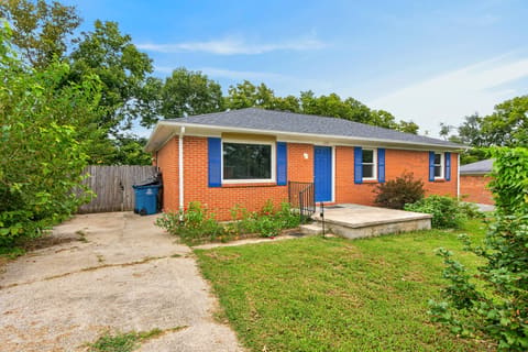 228 Laurel Lane, Nicholasville, KY 40356 — photo 2