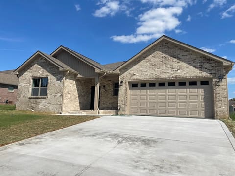 165 Tomahawk Boulevard, Cadiz, KY 42211 — photo 2