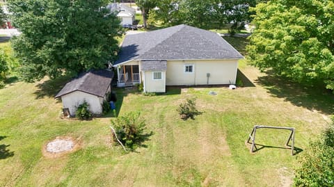 88 Back Street, East Bernstadt, KY 40729 — photo 5