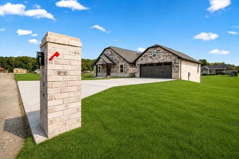 451 Madison Circle, London, KY 40741 — photo 2