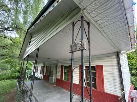 183 Highway 160, Cumberland, KY 40823 — photo 2