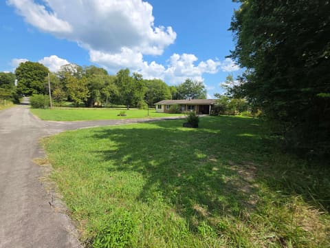 127 Clayton Road, Jamestown, KY 42629 — photo 2