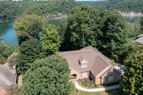 512 Water Cliff Drive, Somerset, KY 42503 — photo 5