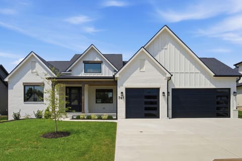 741 Azalea Lane, Versailles, KY 40383 — photo 3