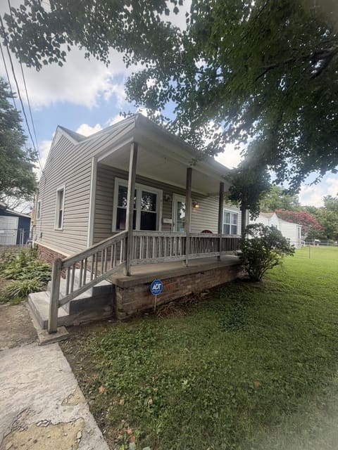 406 Crestview Drive, Hopkinsville, KY 42240 — photo 2