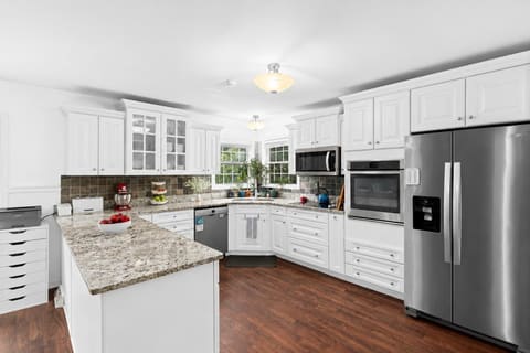 328 Leawood Drive, Lexington, KY 40502 — photo 3