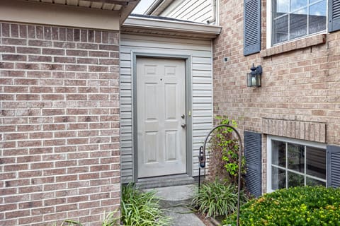 317 Johns Turn Trail, Lexington, KY 40514 — photo 2