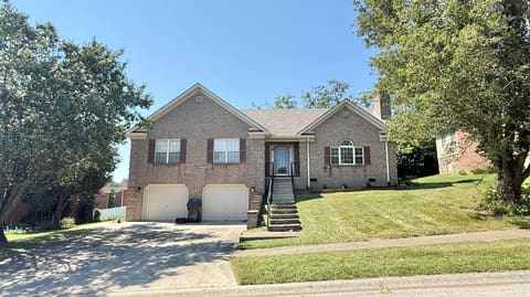 372 Reynolds Drive, Richmond, KY 40475 — photo 2