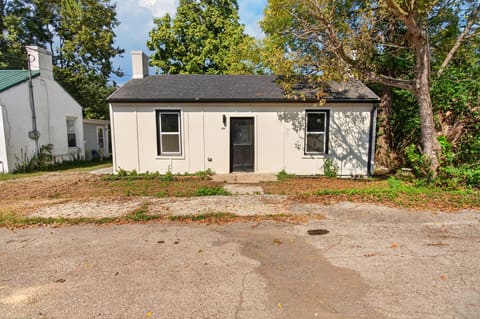 218 N Greenville Street, Harrodsburg, KY 40330 — photo 2