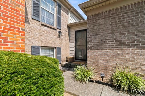319 Johns Turn Trail, Lexington, KY 40514 — photo 3