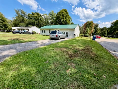 115 Bluebird Avenue, Berea, KY 40403 — photo 2