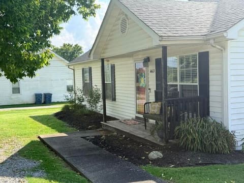 463 S 2nd Street, Danville, KY 40422 — photo 3