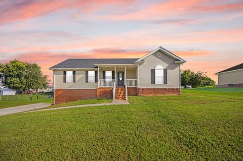 176 Surrey Way, Science Hill, KY 42553 — photo 2