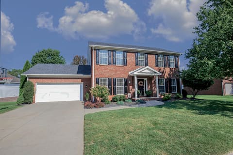 308 S Hill Road, Versailles, KY 40383 — photo 2