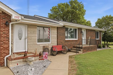 1352 Grant Road, Murray, KY 42071 — photo 5