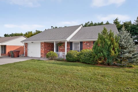 121 Chestnut Lane, Versailles, KY 40383 — photo 2