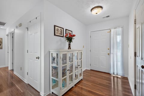 121 Chestnut Lane, Versailles, KY 40383 — photo 4
