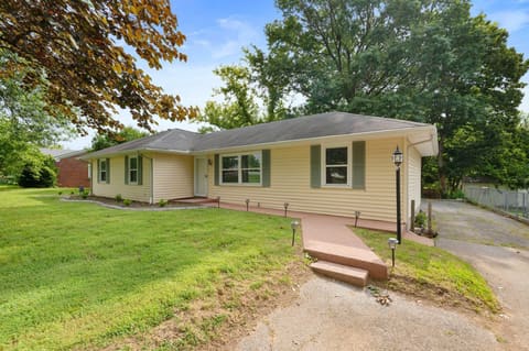 573 Cane Run Road, Lexington, KY 40505 — photo 2