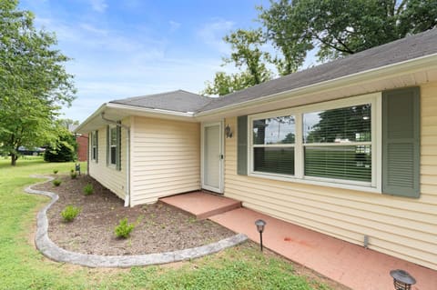 573 Cane Run Road, Lexington, KY 40505 — photo 4