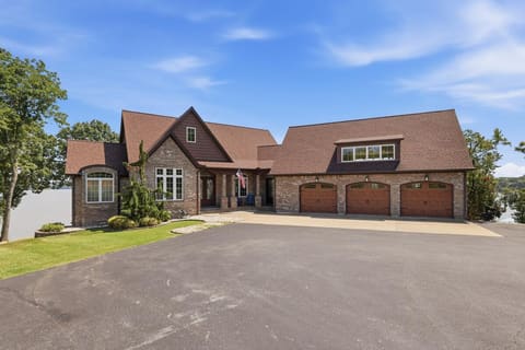 749 Dock Drive, Murray, KY 42071 — photo 2